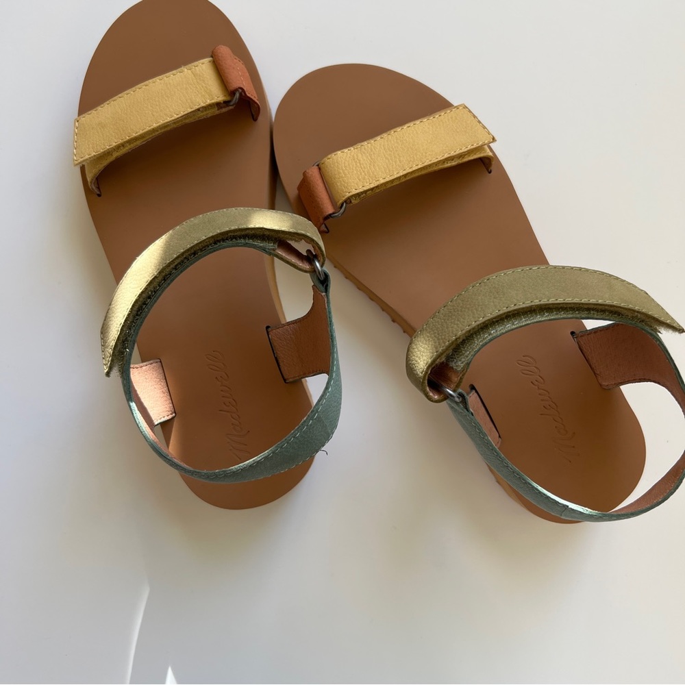 Madewell Maggie Sandal in Colorblock